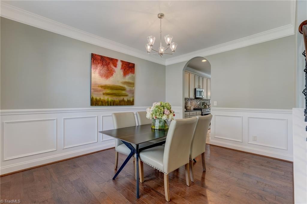 3530 Sagedale Court High Point, NC 27265 - Photo 3 of 31 Dining Room