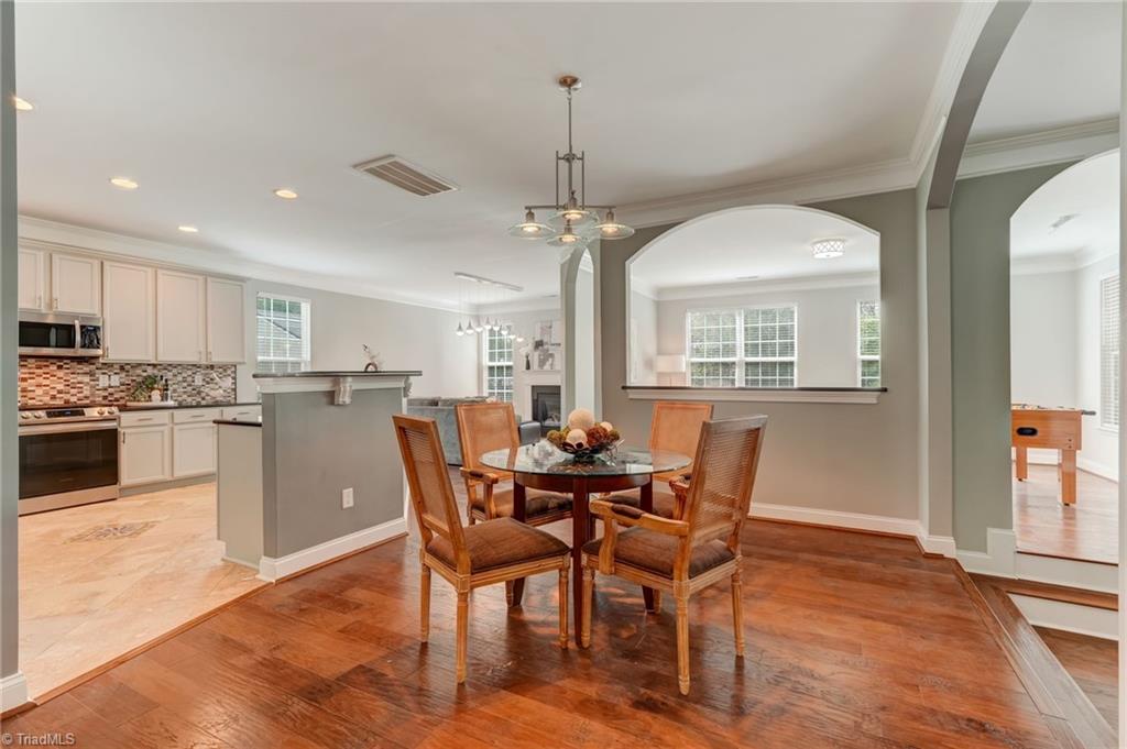 3530 Sagedale Court High Point, NC 27265 - Photo 10 of 31