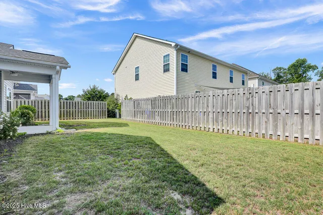 $460,000 | 95 Collins Way, Hampstead, NC 28443