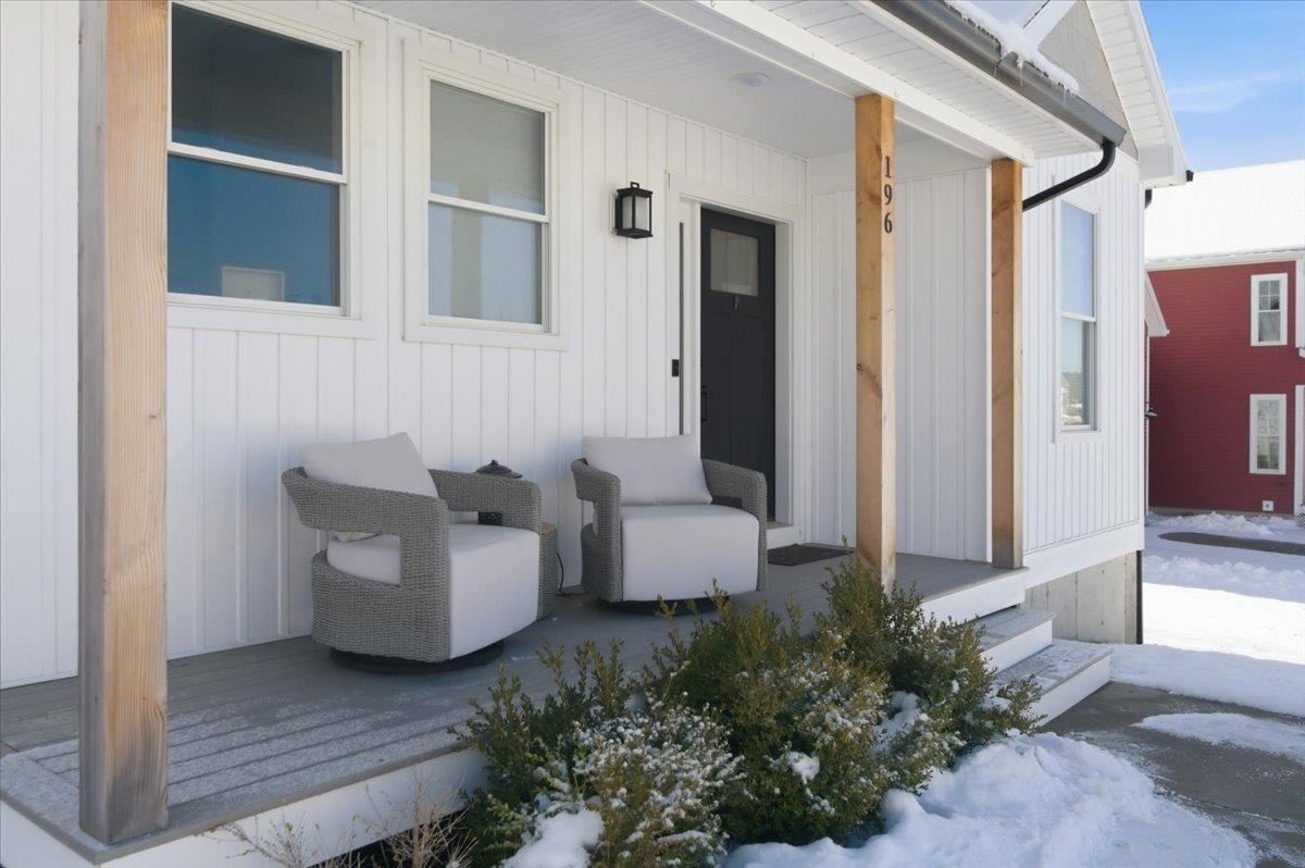 196 Chloe Circle Williston, VT 05495 - Photo 2 of 60