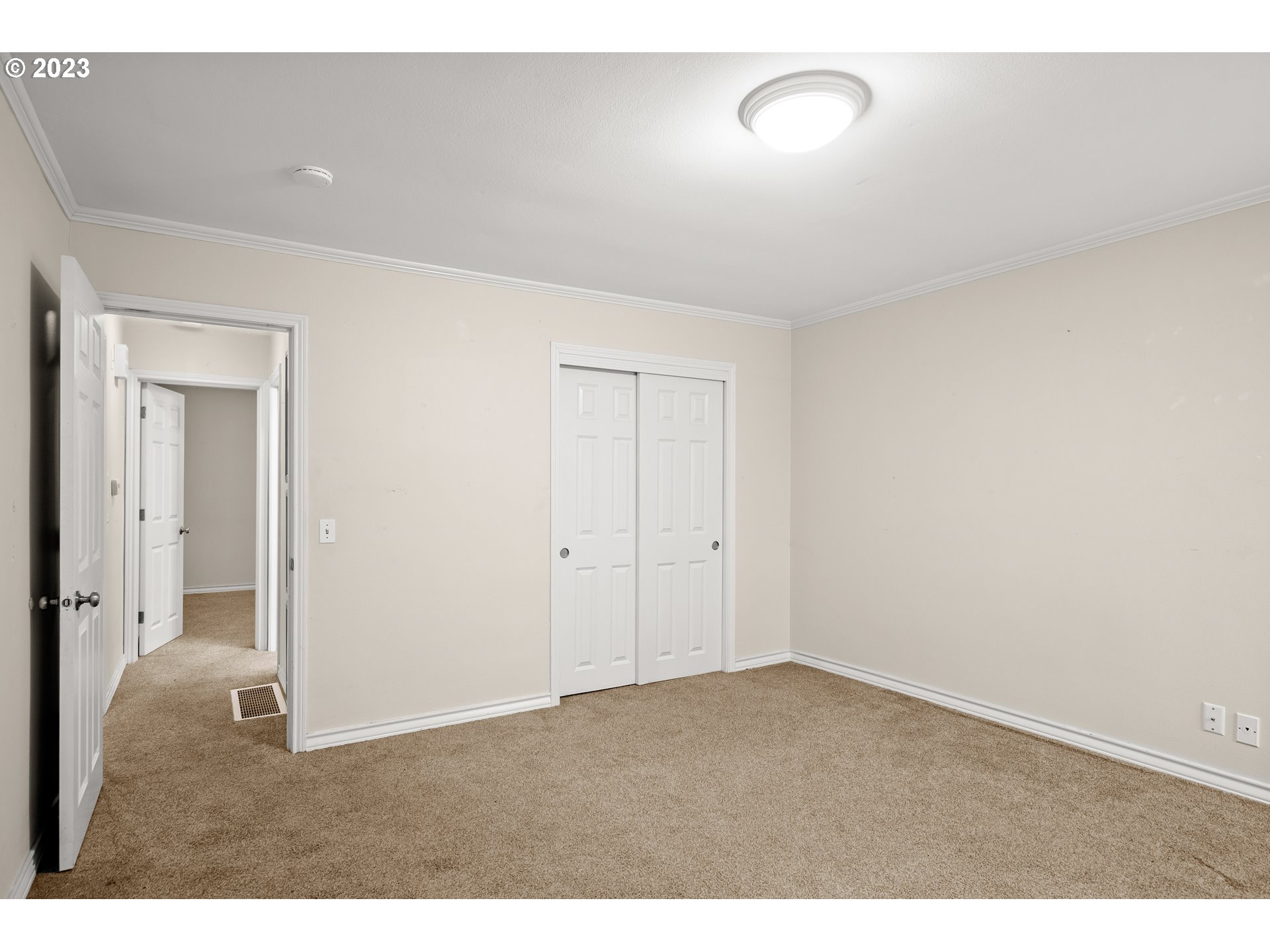 3505 Southwest Marquam Hill Road Portland, OR 97239 - Photo 14 of 24 Gallery Image 14