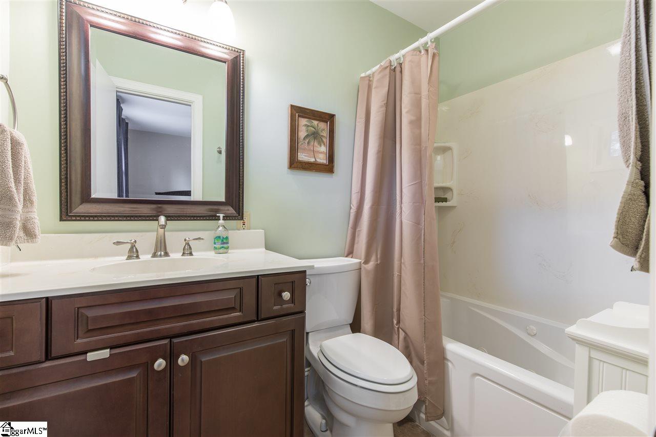 9 Primrose Lane Greenville, SC 29607 - Photo 12 of 21 Gallery Image 12