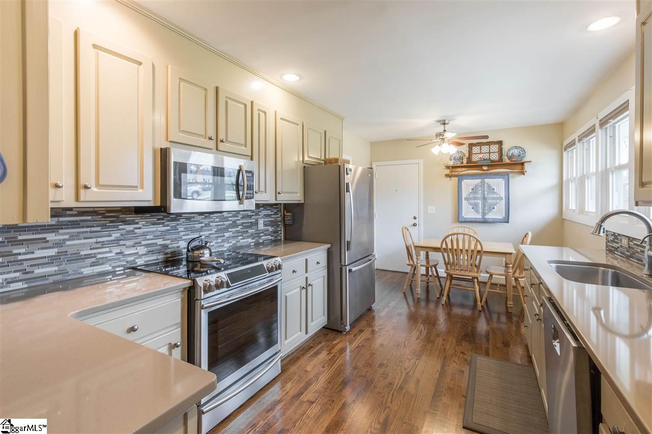 9 Primrose Lane Greenville, SC 29607 - Photo 6 of 21 Gallery Image 6