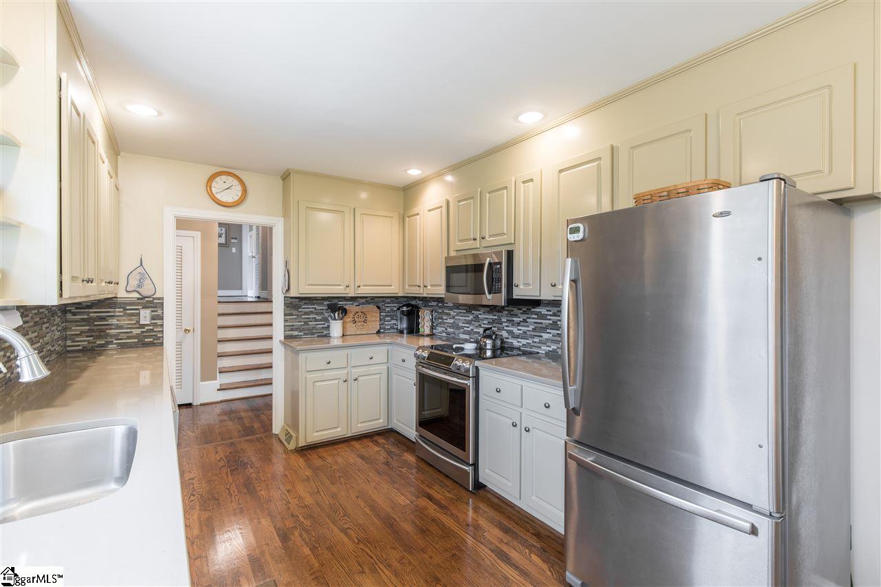 9 Primrose Lane Greenville, SC 29607 - Photo 7 of 21 Gallery Image 7