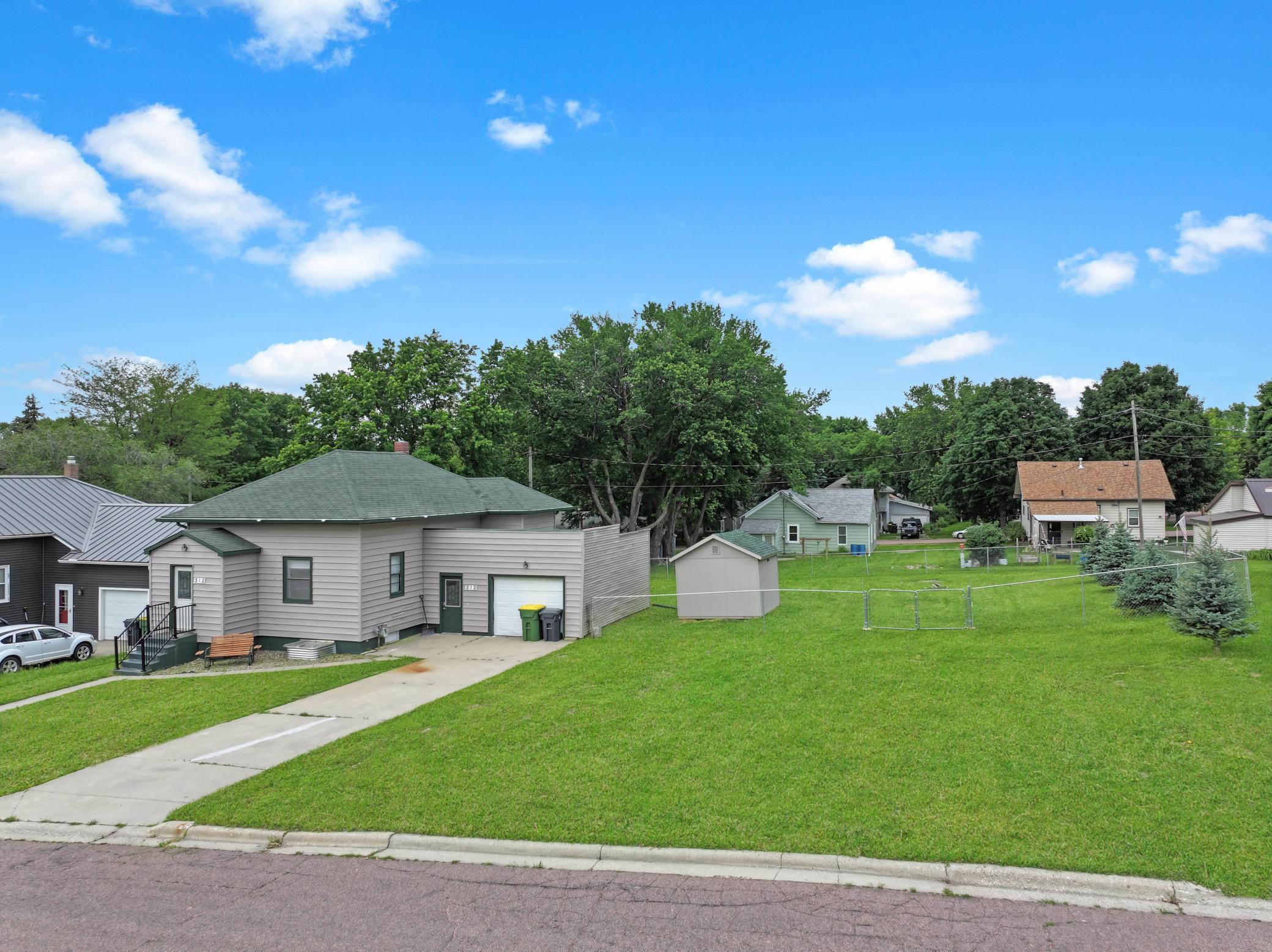 312 4th Street Jasper, MN 56144 - Photo 2 of 22