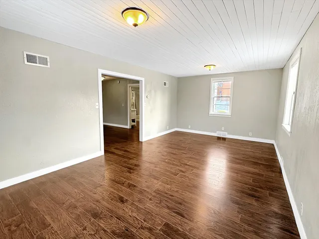 $150,000 | 312 4th Street, Jasper, MN 56144