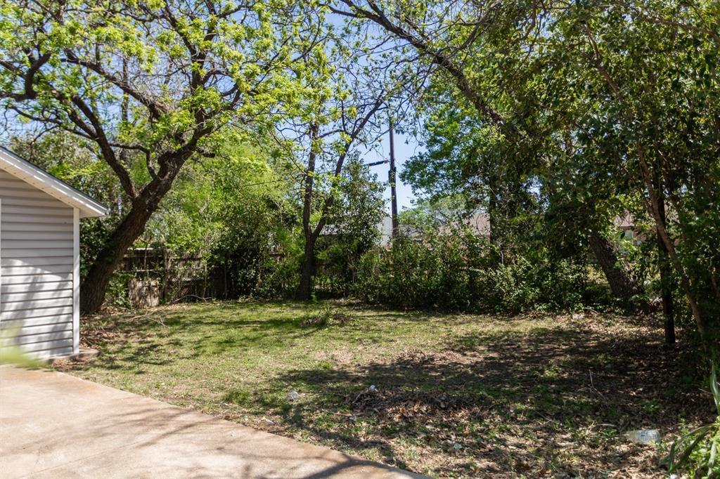 1630 McKenzie Avenue Waco, TX 76708 - Photo 6 of 16