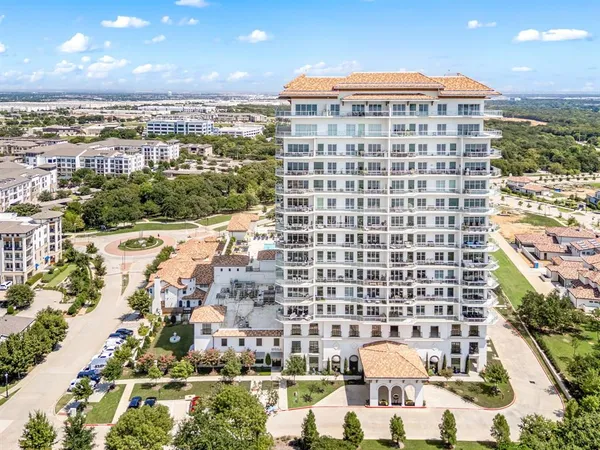 $1,775,000 | 2800 Lakeside Parkway, Unit 301, Flower Mound, TX 75022
