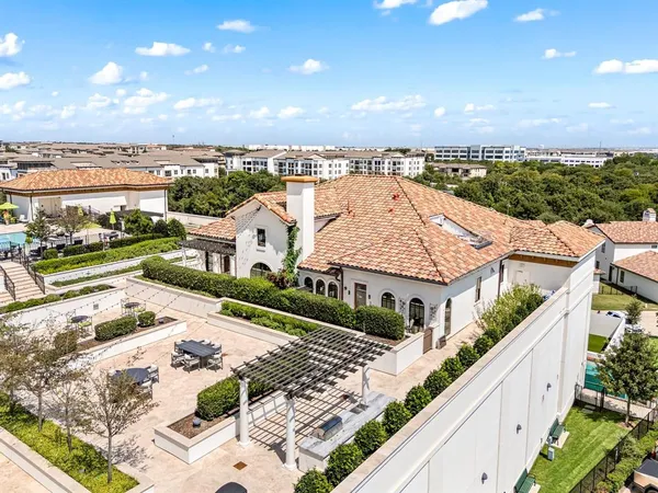 $1,775,000 | 2800 Lakeside Parkway, Unit 301, Flower Mound, TX 75022