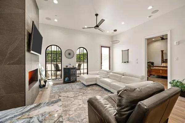 $1,775,000 | 2800 Lakeside Parkway, Unit 301, Flower Mound, TX 75022