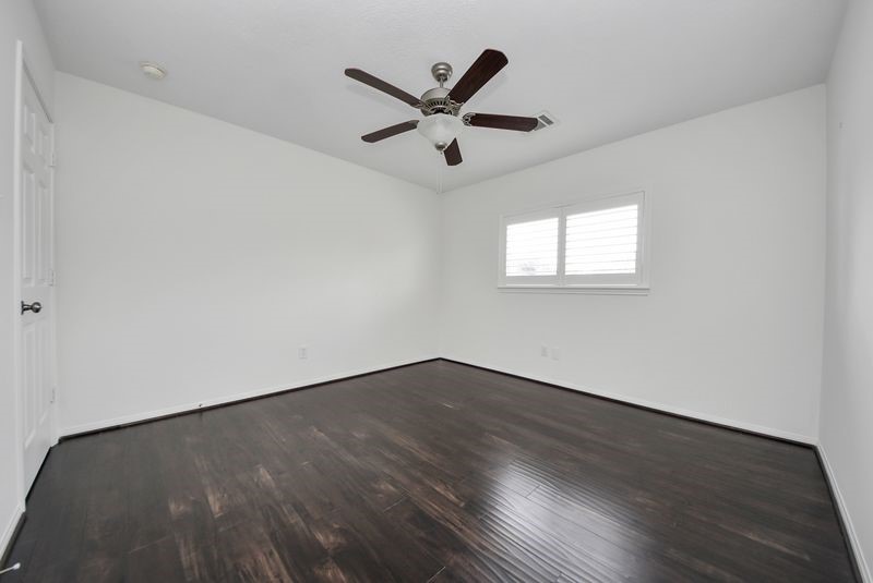 20831 Deauville Drive Spring, TX 77388 - Photo 38 of 42 Secondary bedroom up.