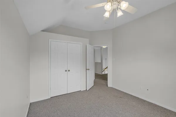 a view of an empty room and a gallery