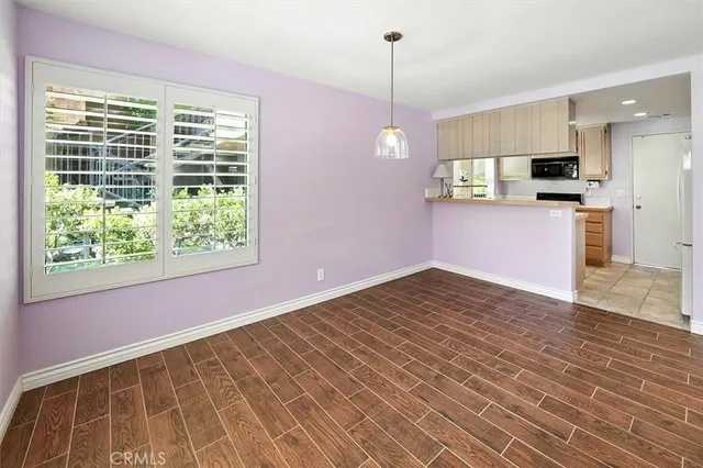 $499,999 | 22713 Copper Hill Drive, Unit 42, Saugus, CA 91350