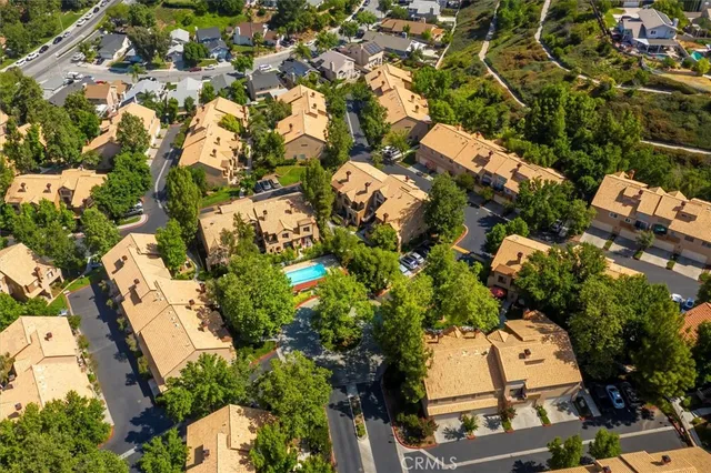 $499,999 | 22713 Copper Hill Drive, Unit 42, Saugus, CA 91350