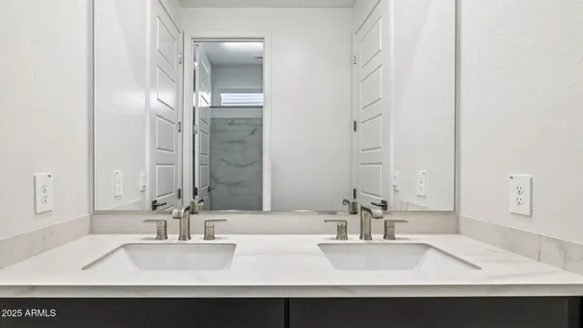 $724,990 | 2327 West Pearce Road, Phoenix, AZ 85041