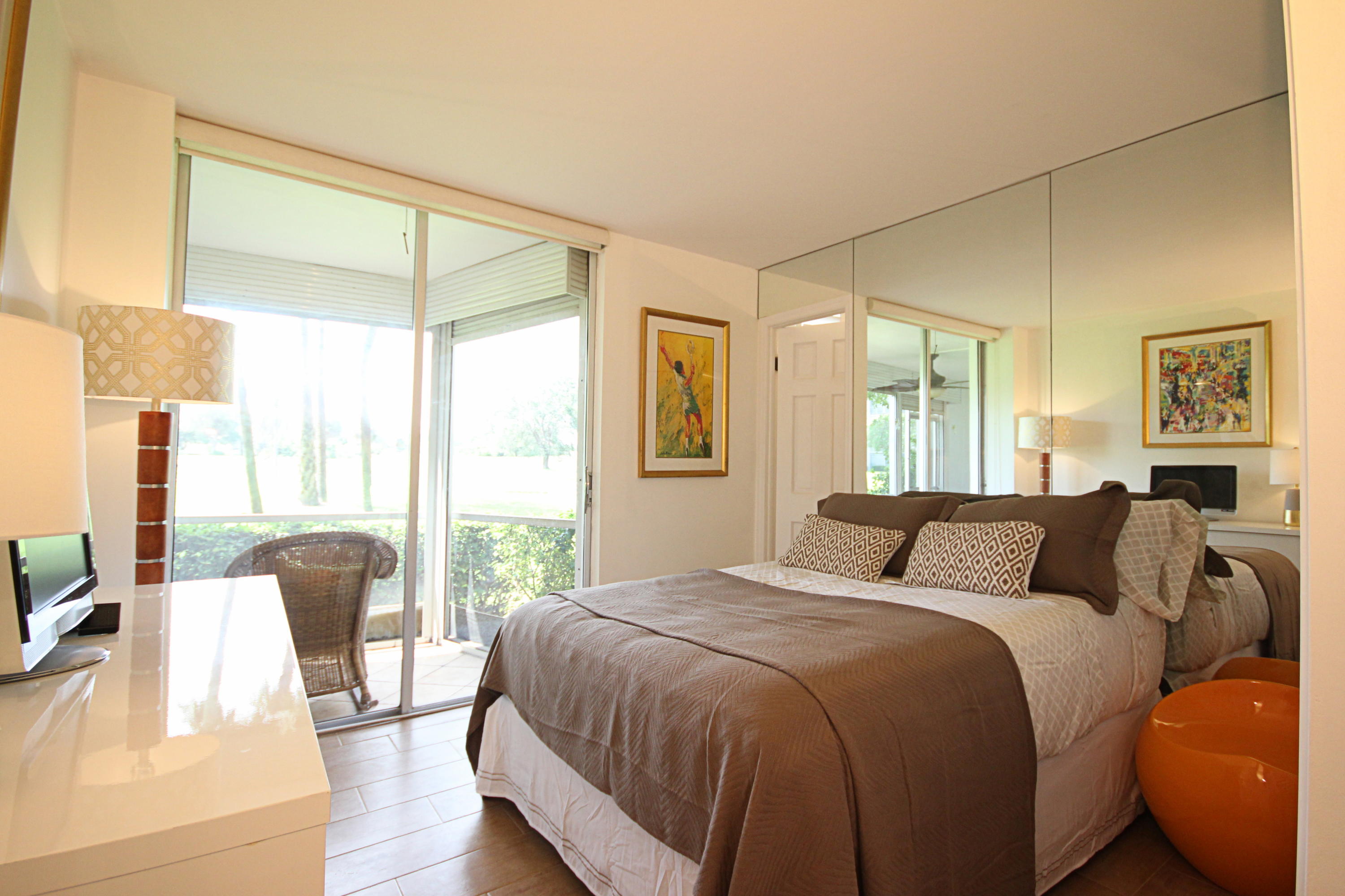 250 Northwest 67th Street, Unit 121 Boca Raton, FL 33487 - Photo 6 of 21 250 NW 67TH ST. #121 (4)