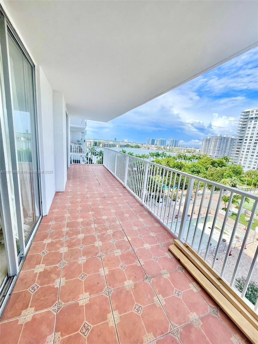 2851 Northeast 183rd Street, Unit 802E Aventura, FL 33160 - Photo 19 of 37 a view of balcony with floor
