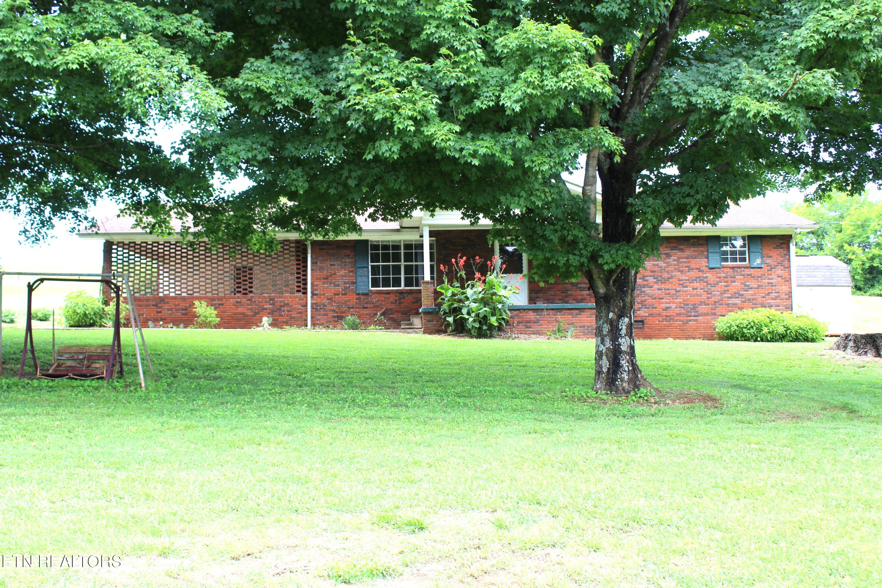 241 Meadow Brook Road Sweetwater, TN 37874 - Photo 2 of 23 IMG_5282
