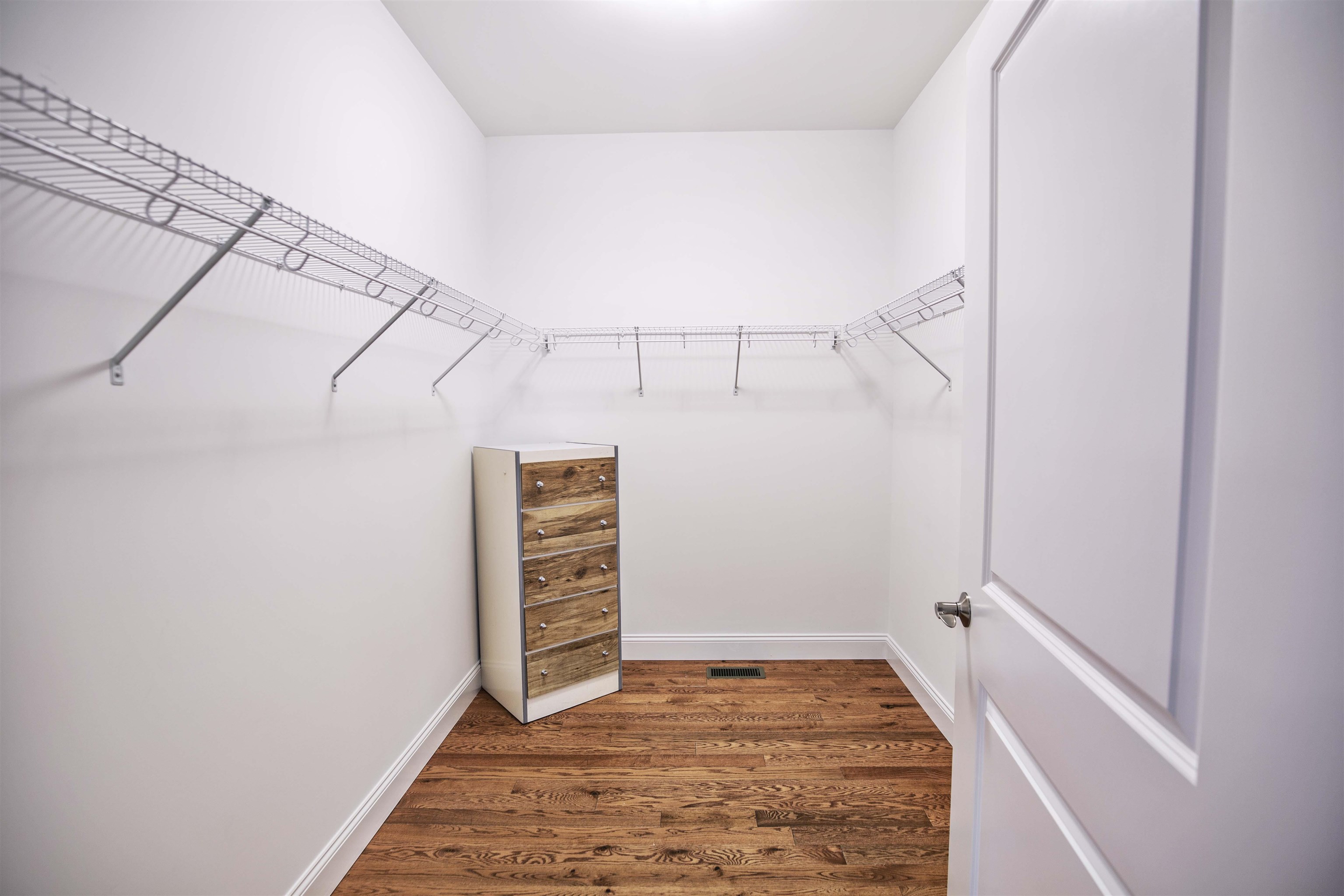 31 Harvest Moon Road Londonderry, NH 03053 - Photo 24 of 34