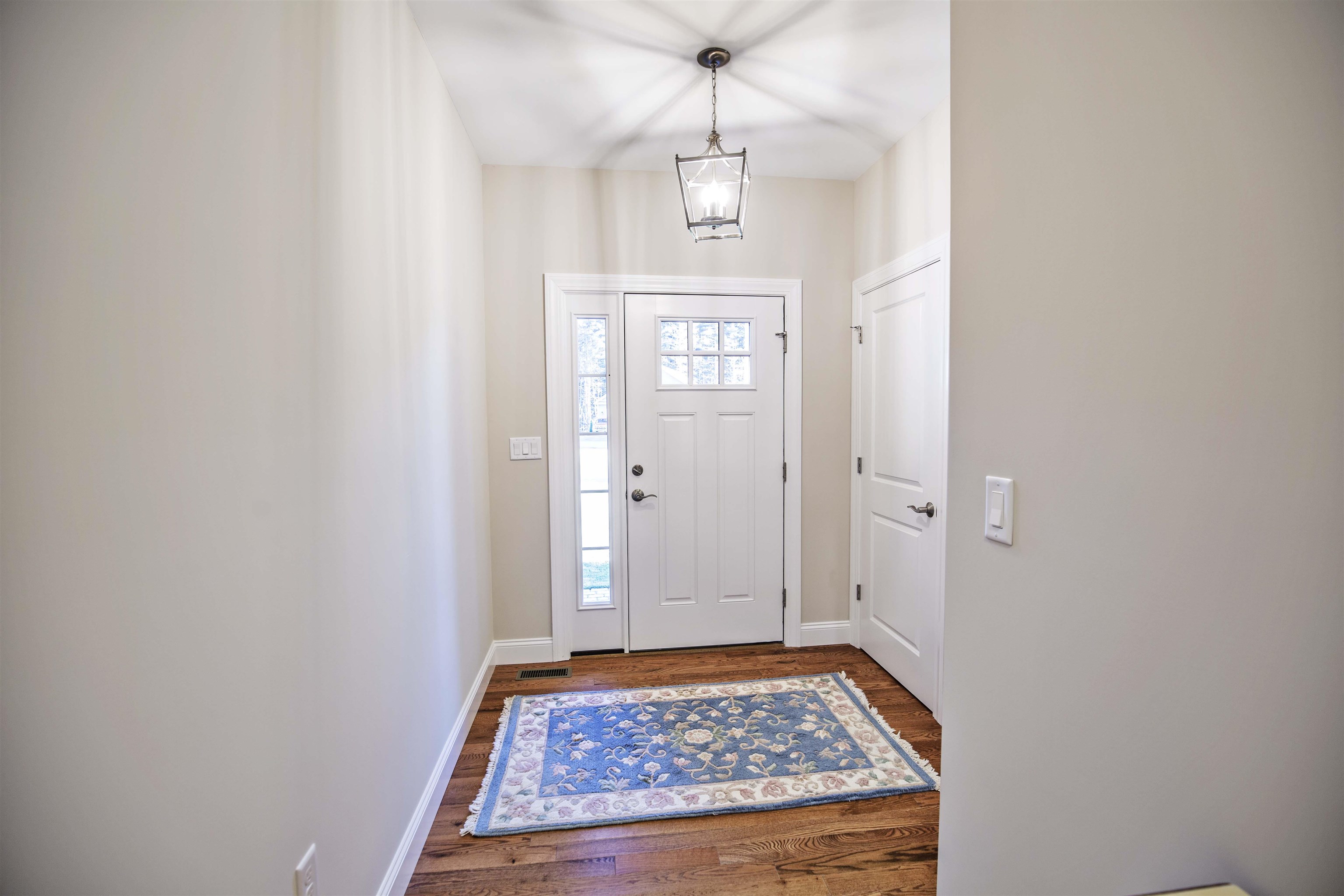 31 Harvest Moon Road Londonderry, NH 03053 - Photo 4 of 34