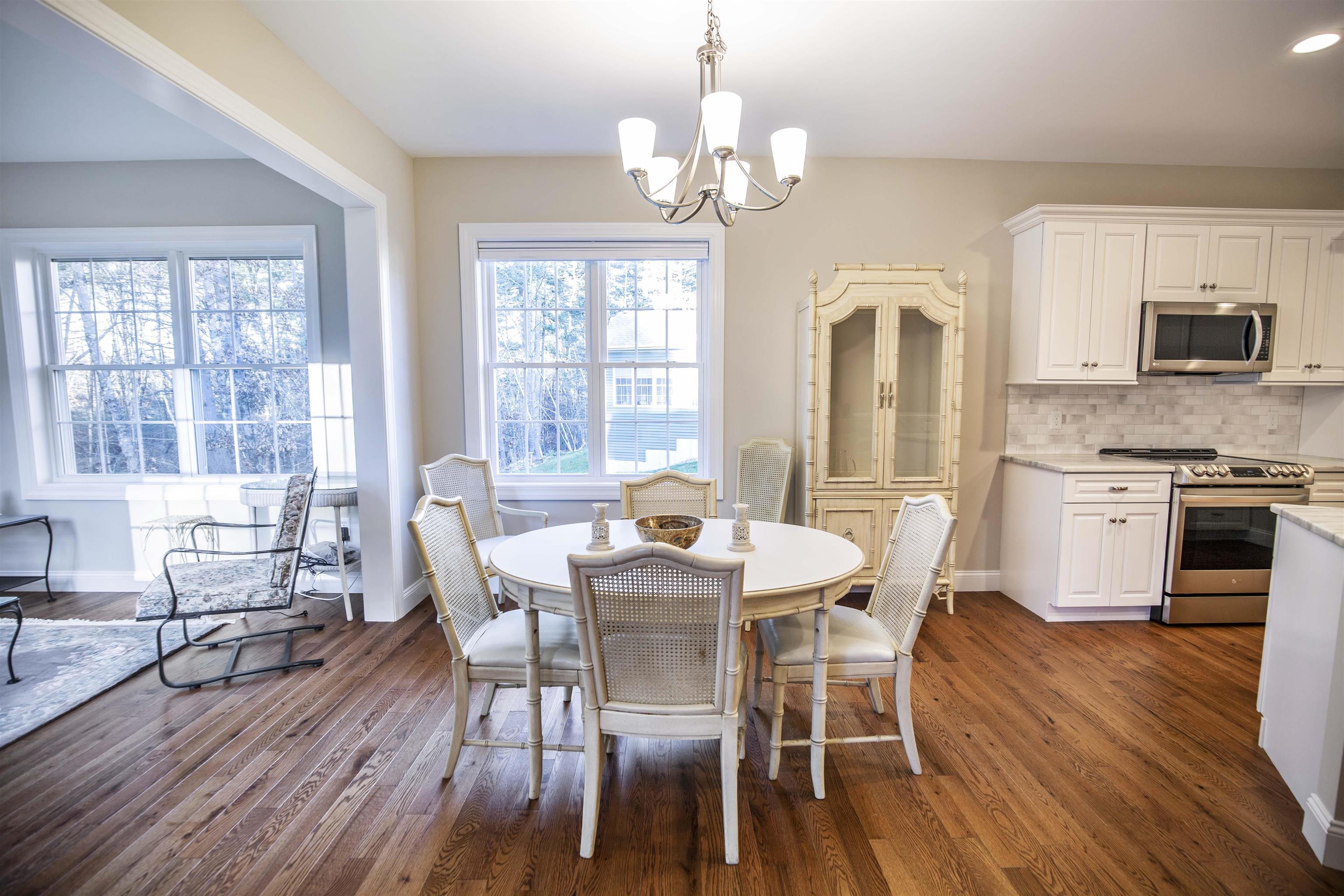 31 Harvest Moon Road Londonderry, NH 03053 - Photo 9 of 34