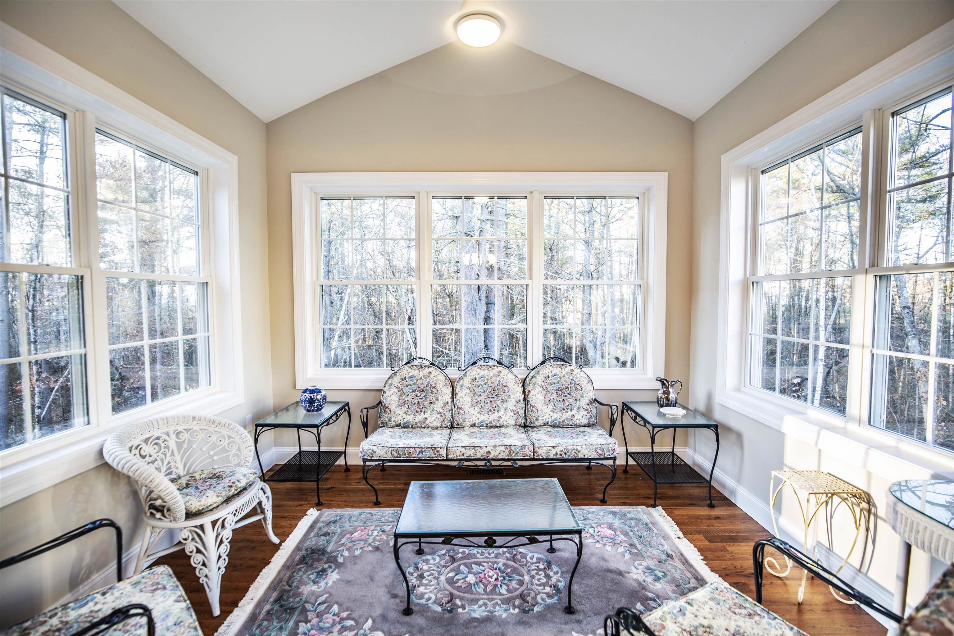 31 Harvest Moon Road Londonderry, NH 03053 - Photo 10 of 34