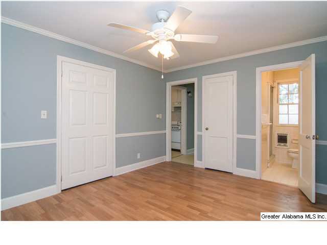310 Gaineswood Road Birmingham, AL 35209 - Photo 19 of 32