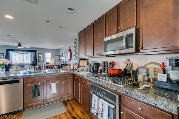 $396,000 | 1525 Spiced Wine Avenue, Unit 17105, Henderson, NV 89074