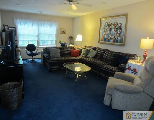57 Rice Run East Brunswick, NJ 08816 - Photo 11 of 18 Gallery Image 11
