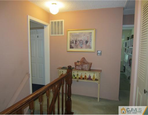 57 Rice Run East Brunswick, NJ 08816 - Photo 13 of 18 Gallery Image 13