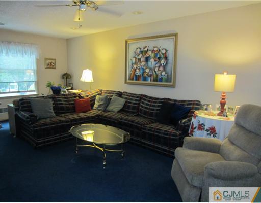 57 Rice Run East Brunswick, NJ 08816 - Photo 10 of 18 Gallery Image 10
