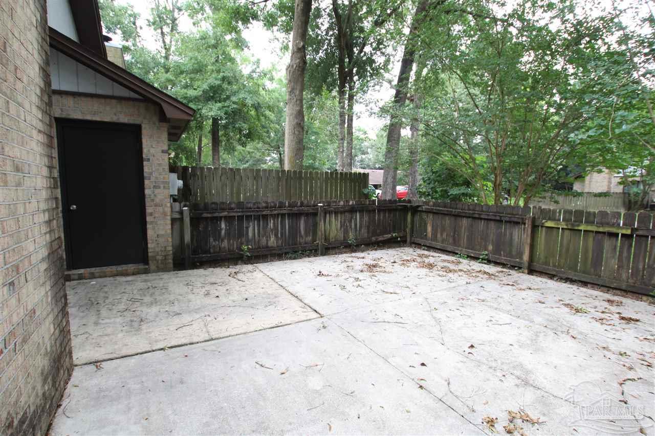 9345 Chisholm Road, Unit I2 Pensacola, FL 32514 - Photo 11 of 14