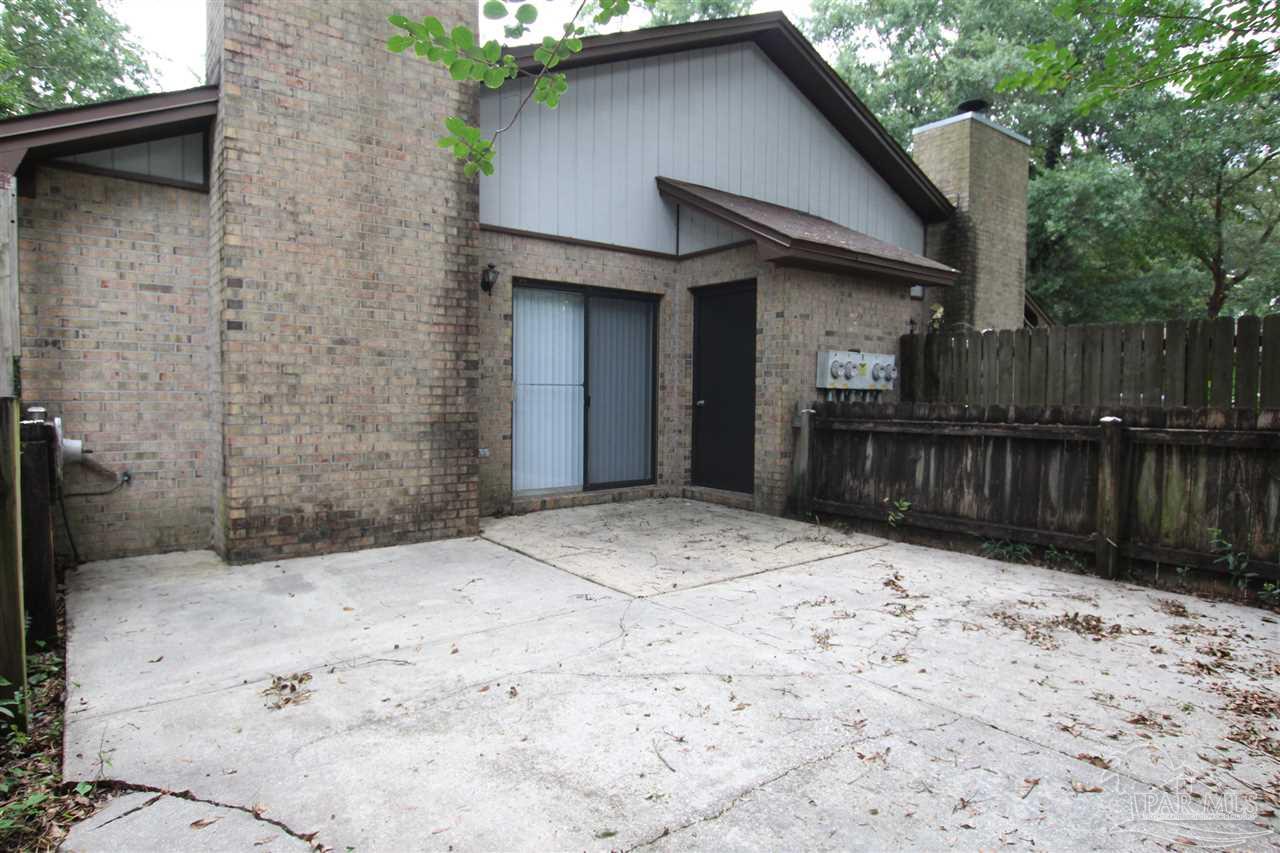 9345 Chisholm Road, Unit I2 Pensacola, FL 32514 - Photo 12 of 14