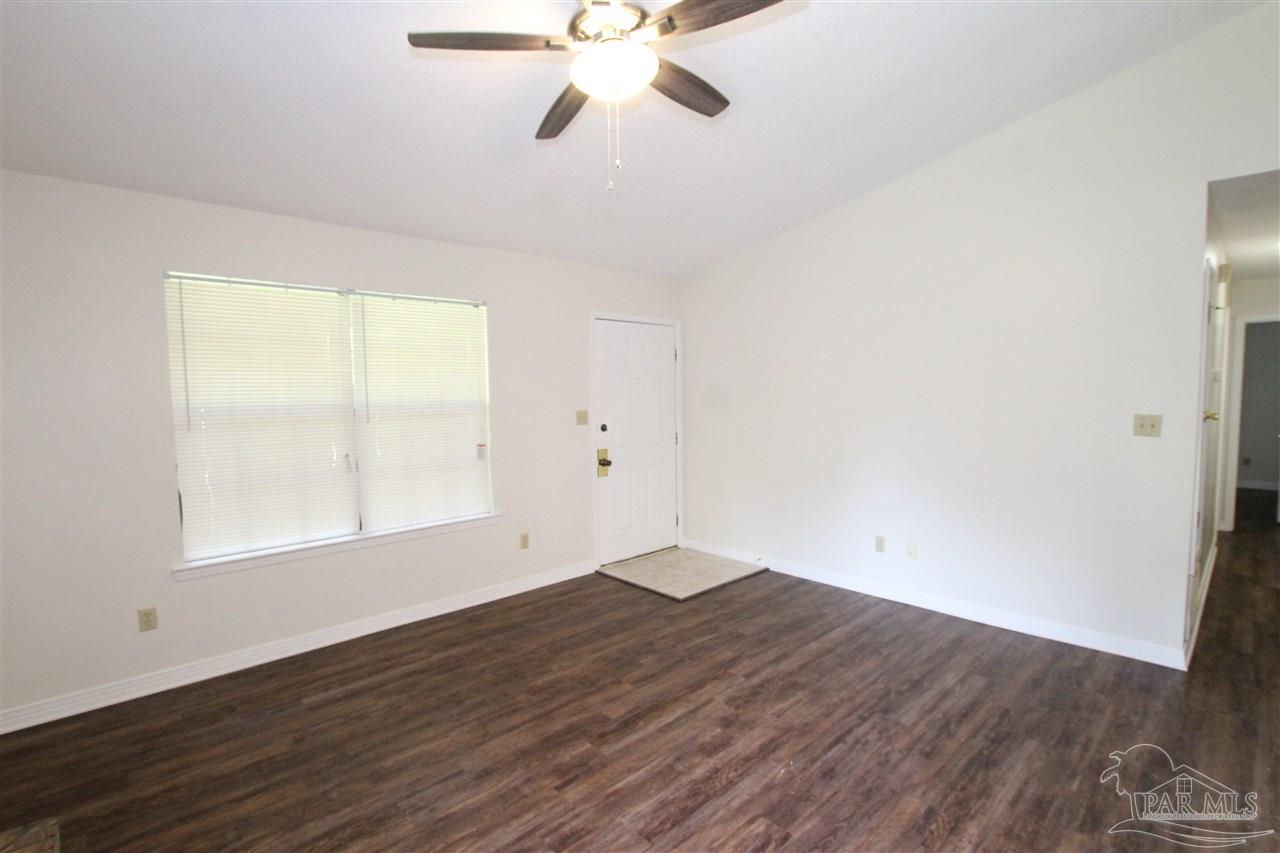 9345 Chisholm Road, Unit I2 Pensacola, FL 32514 - Photo 3 of 14