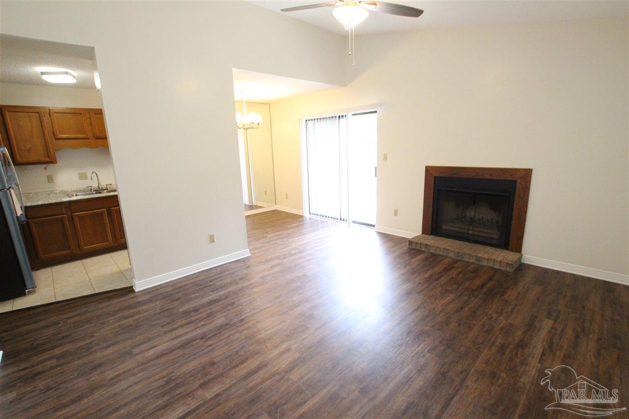 9345 Chisholm Road, Unit I2 Pensacola, FL 32514 - Photo 4 of 14