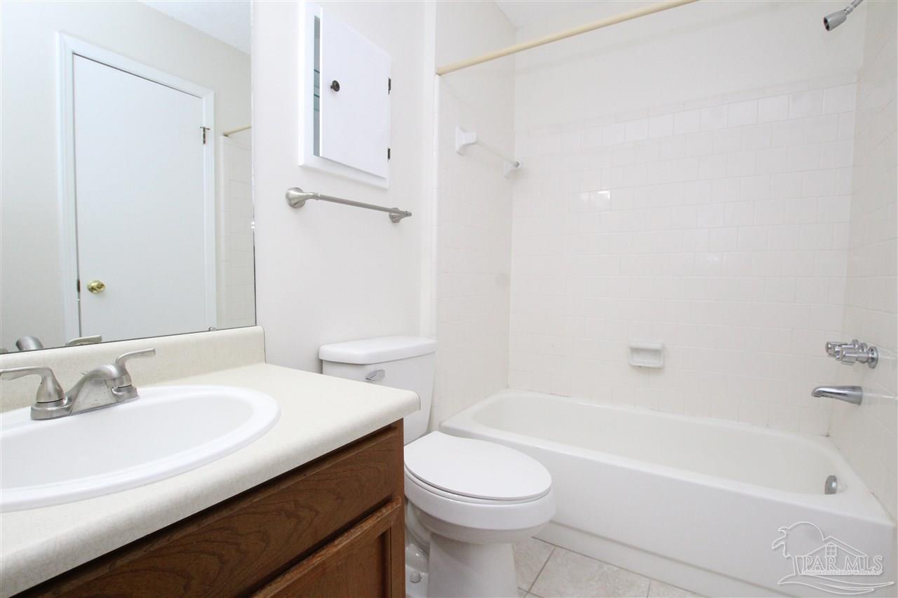 9345 Chisholm Road, Unit I2 Pensacola, FL 32514 - Photo 8 of 14