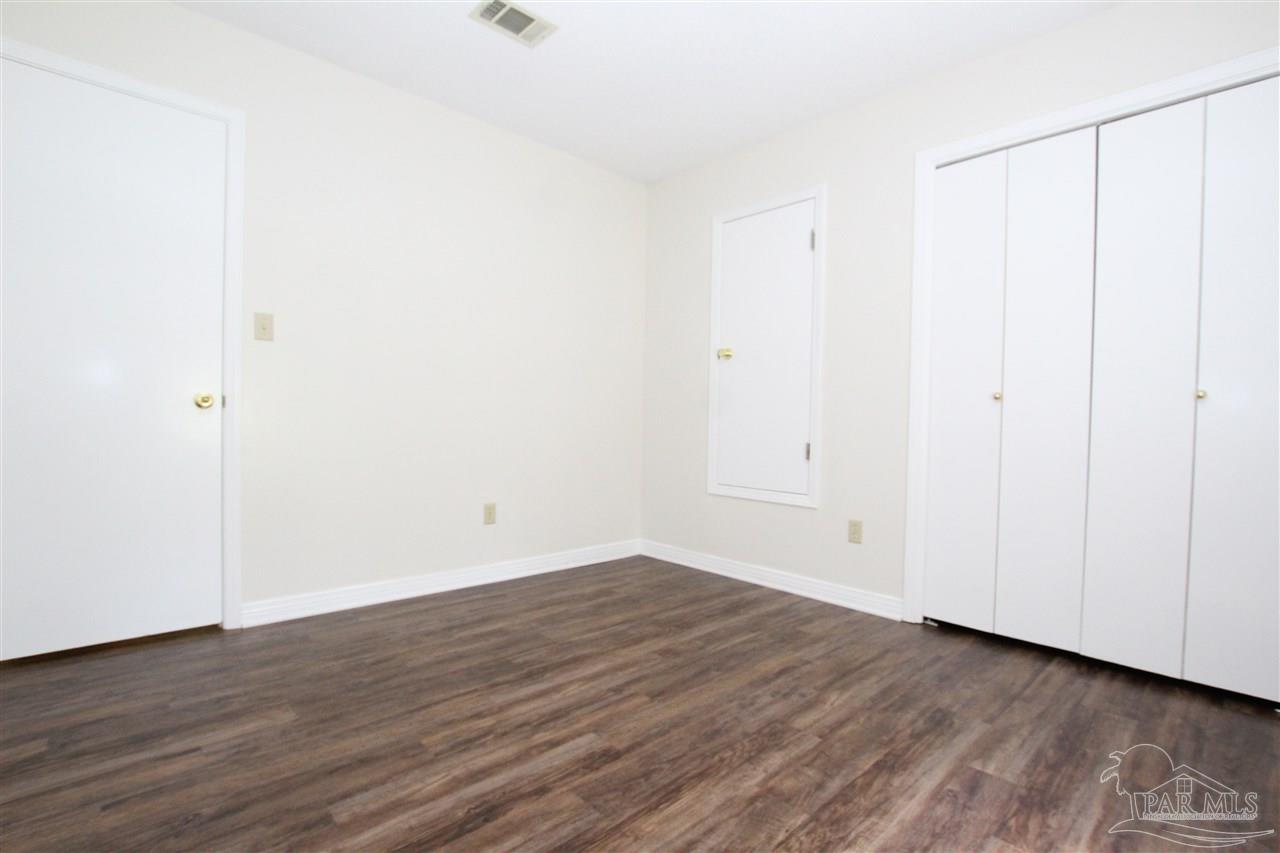 9345 Chisholm Road, Unit I2 Pensacola, FL 32514 - Photo 9 of 14