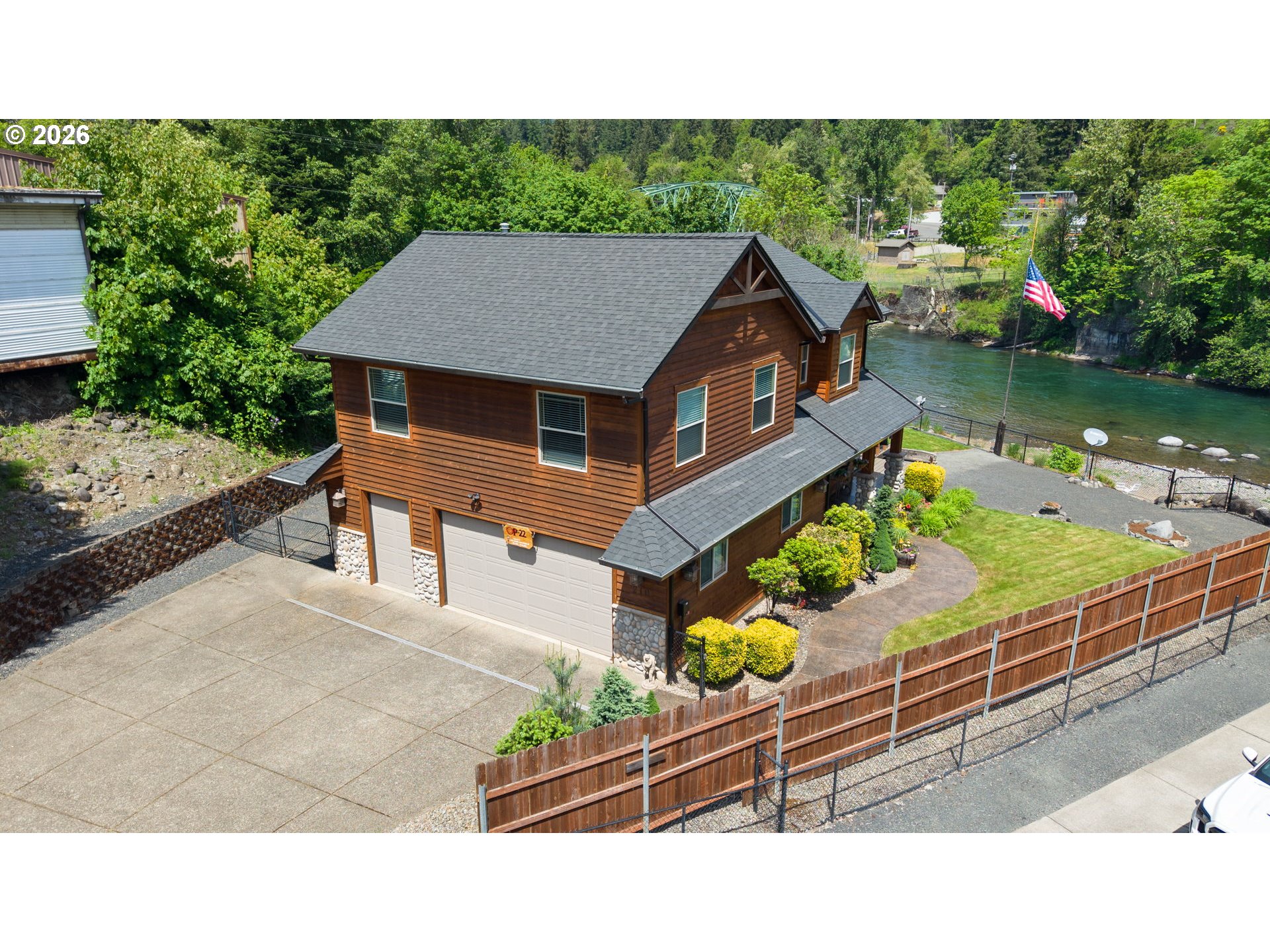 210 Southeast Whitten Road Mill City, OR 97360 - Photo 8 of 48