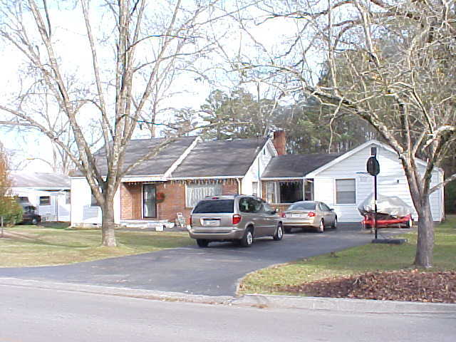 805 Forrest Road Fort Oglethorpe, GA 30742 - Photo 1 of 9 Primary Photo
