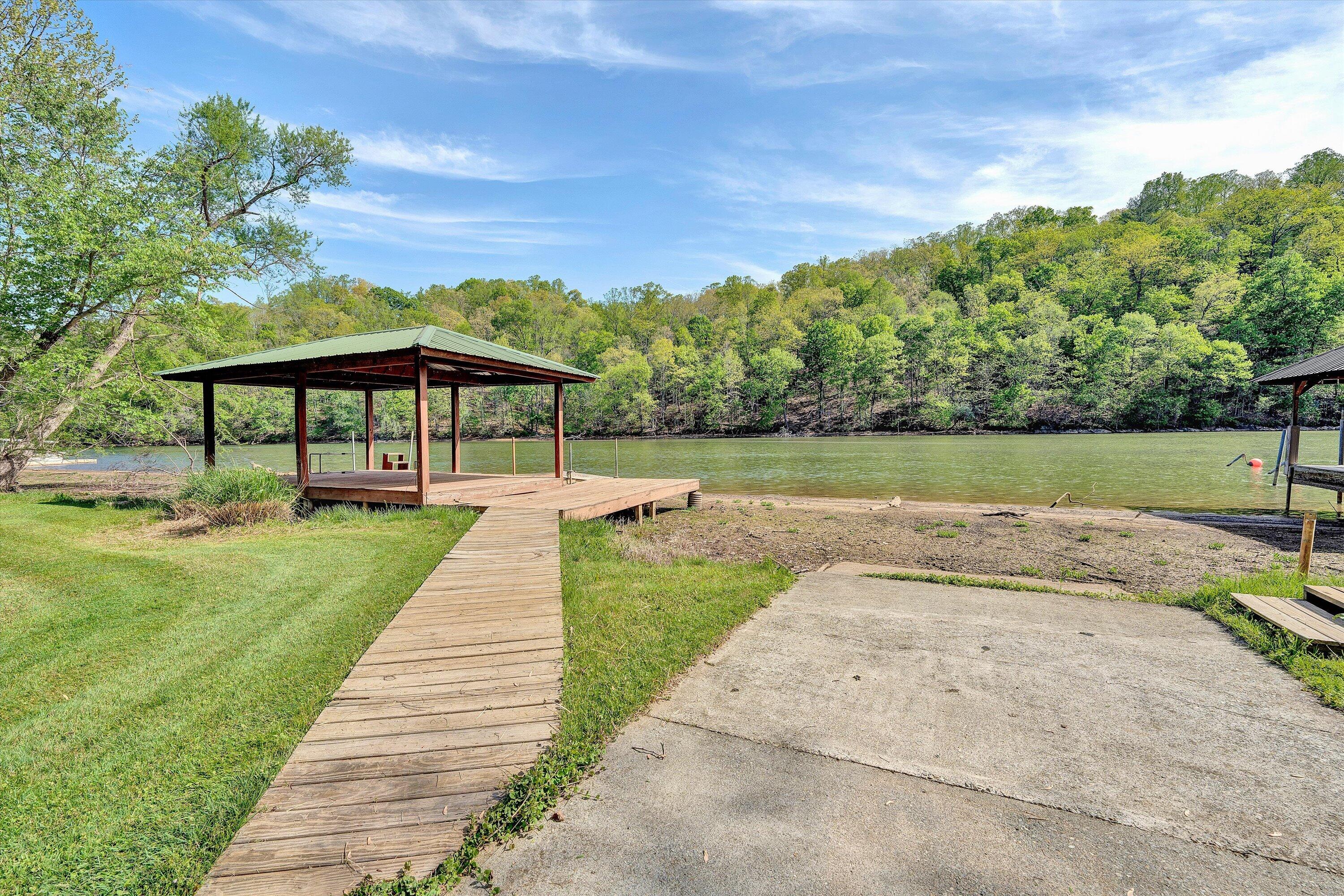 540 Lakeshore Terrace Road Hardy, VA 24101 - Photo 64 of 82 63-DSC00172