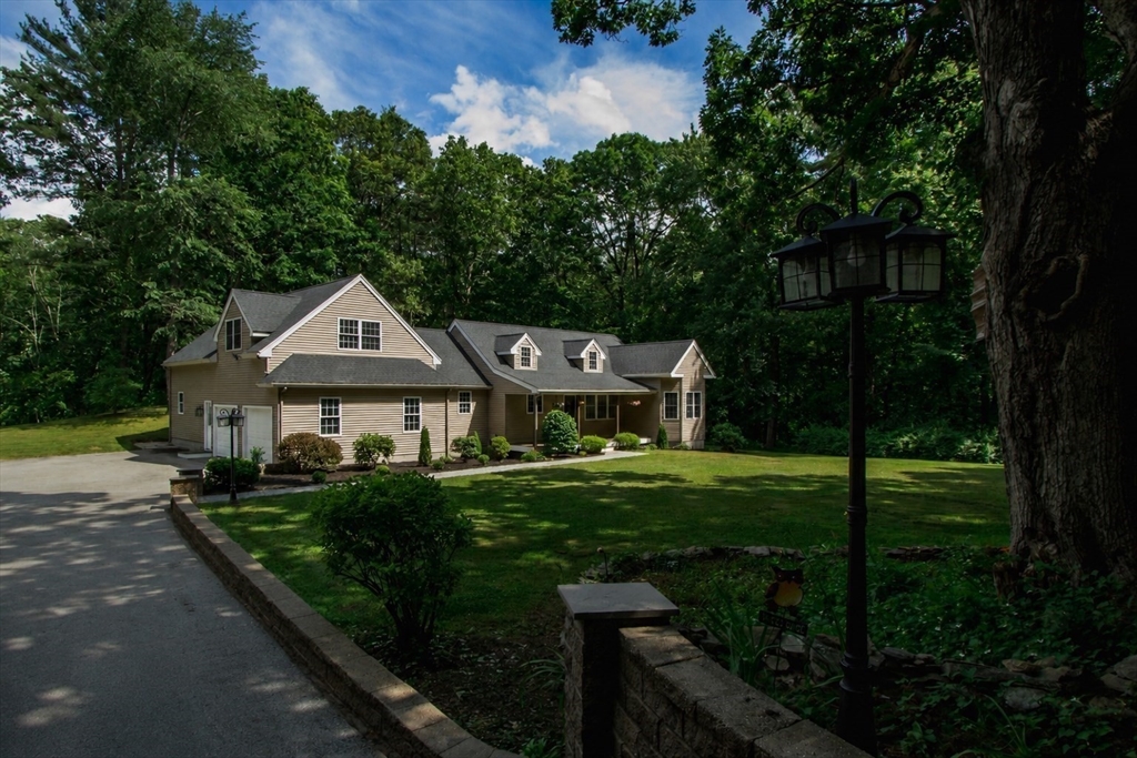 47 East Baylies Road Charlton, MA 01507 - Photo 42 of 42