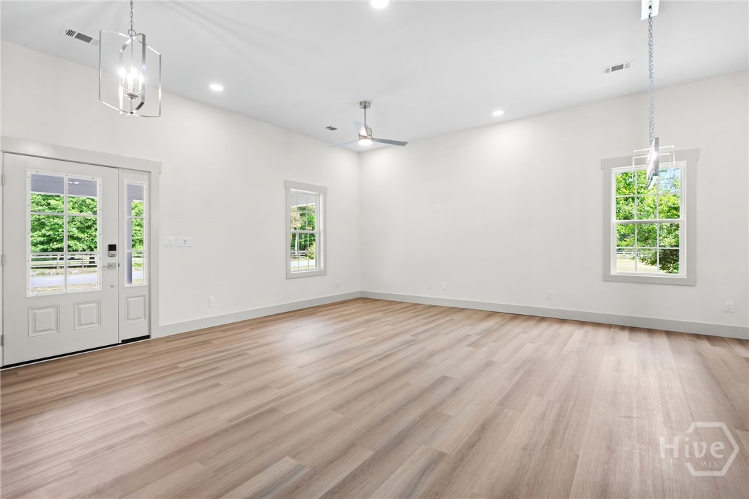 887 Log Landing Road Springfield, GA 31329 - Photo 7 of 33