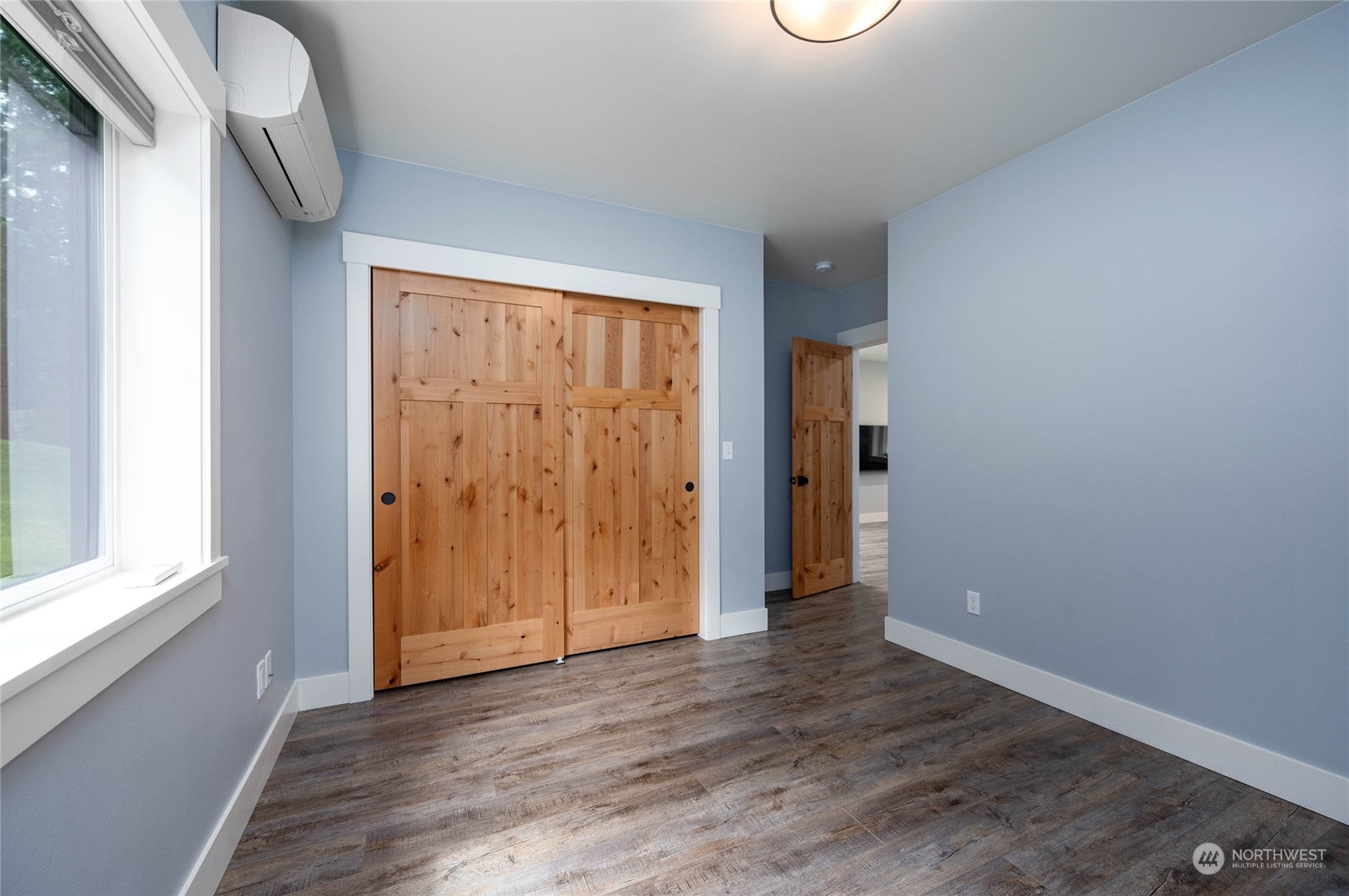 4976 Mercer Road Bow, WA 98232 - Photo 11 of 24 Gallery Image 11