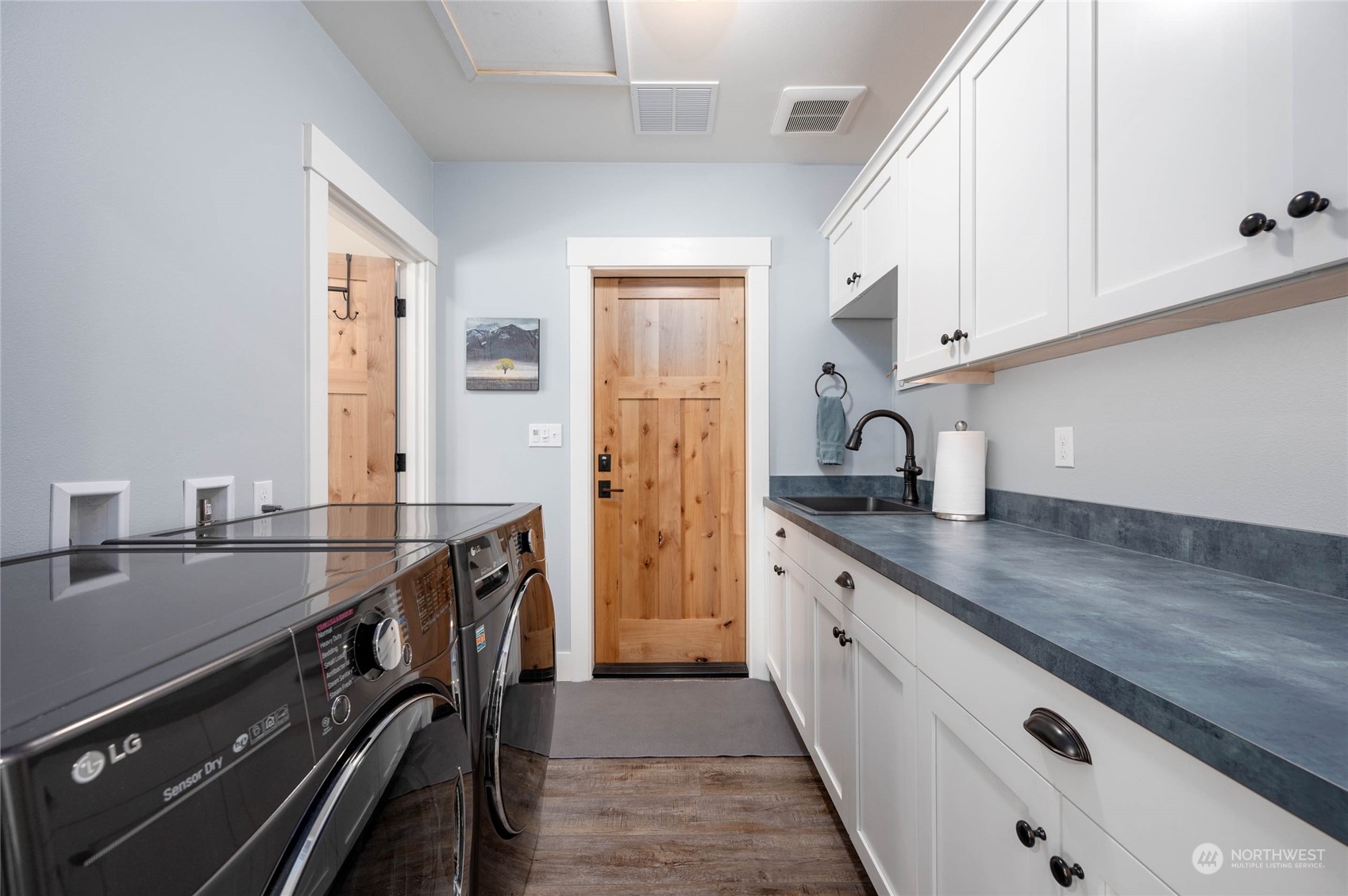 4976 Mercer Road Bow, WA 98232 - Photo 13 of 24 Gallery Image 13
