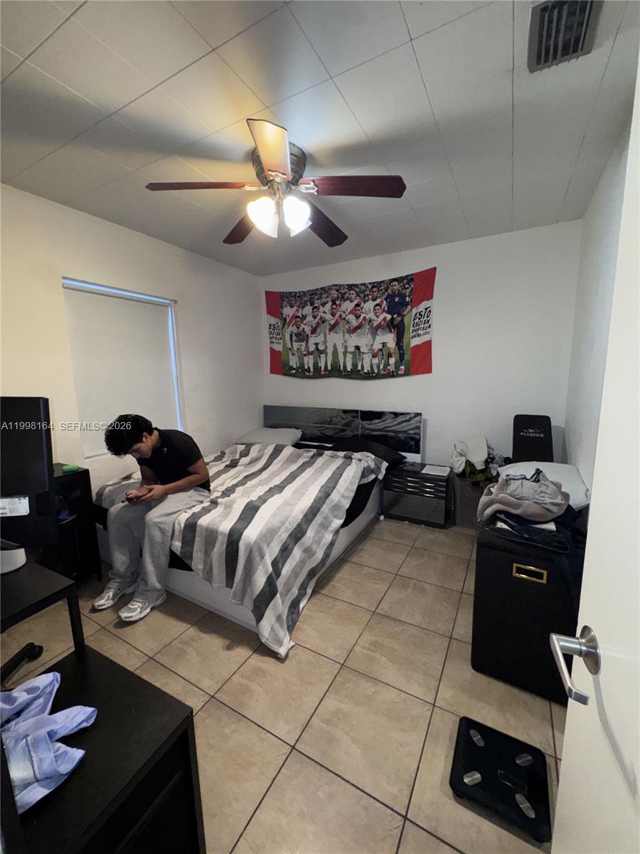 2416 Southwest 12th Street Miami, FL 33135 - Photo 20 of 35