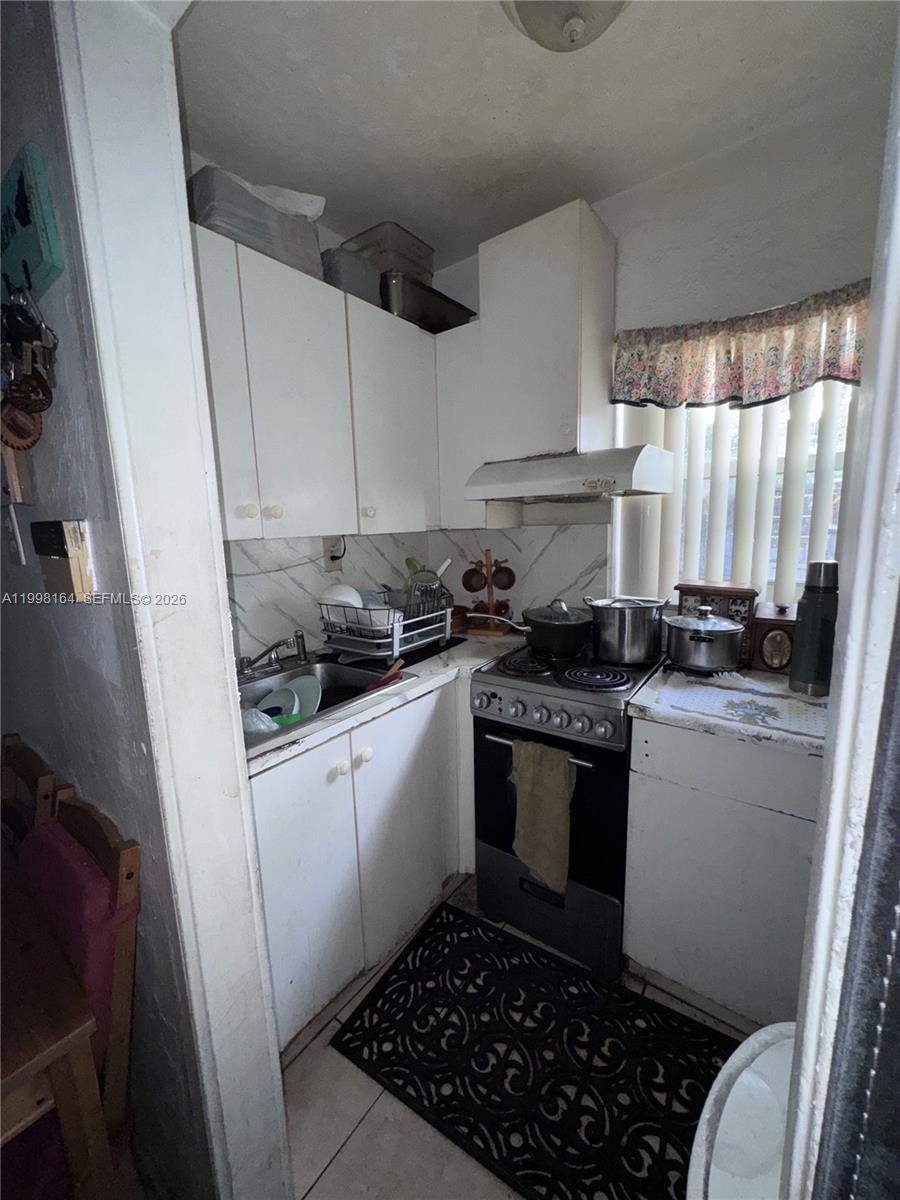 2416 Southwest 12th Street Miami, FL 33135 - Photo 30 of 35