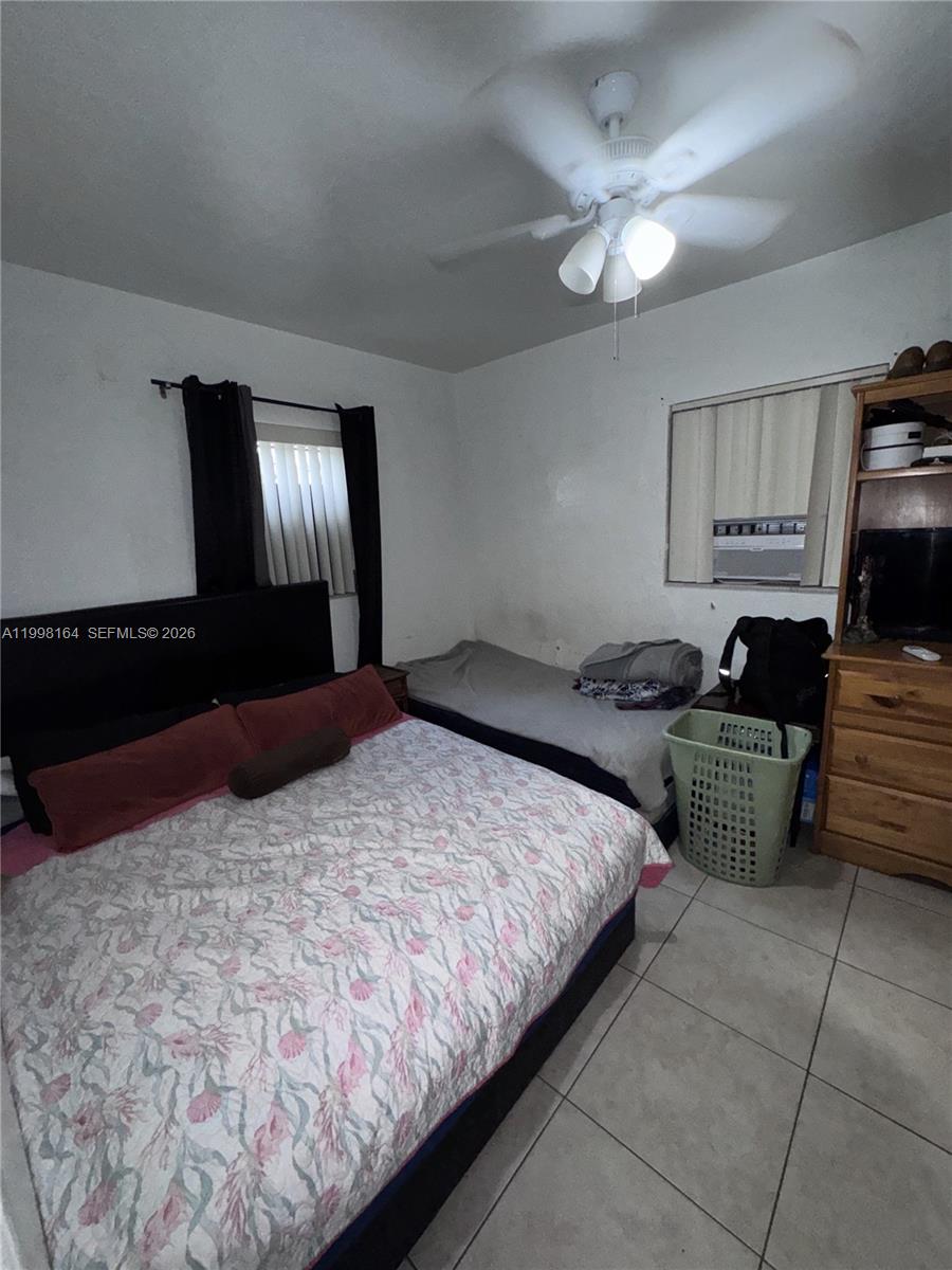 2416 Southwest 12th Street Miami, FL 33135 - Photo 31 of 35