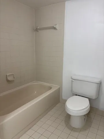 $2,150 | 3000 Florida Boulevard, Unit 203D, Delray Beach, FL 33483