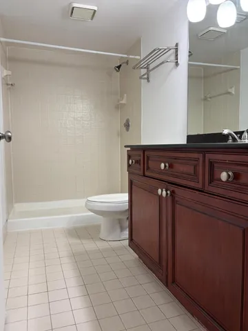 $2,150 | 3000 Florida Boulevard, Unit 203D, Delray Beach, FL 33483