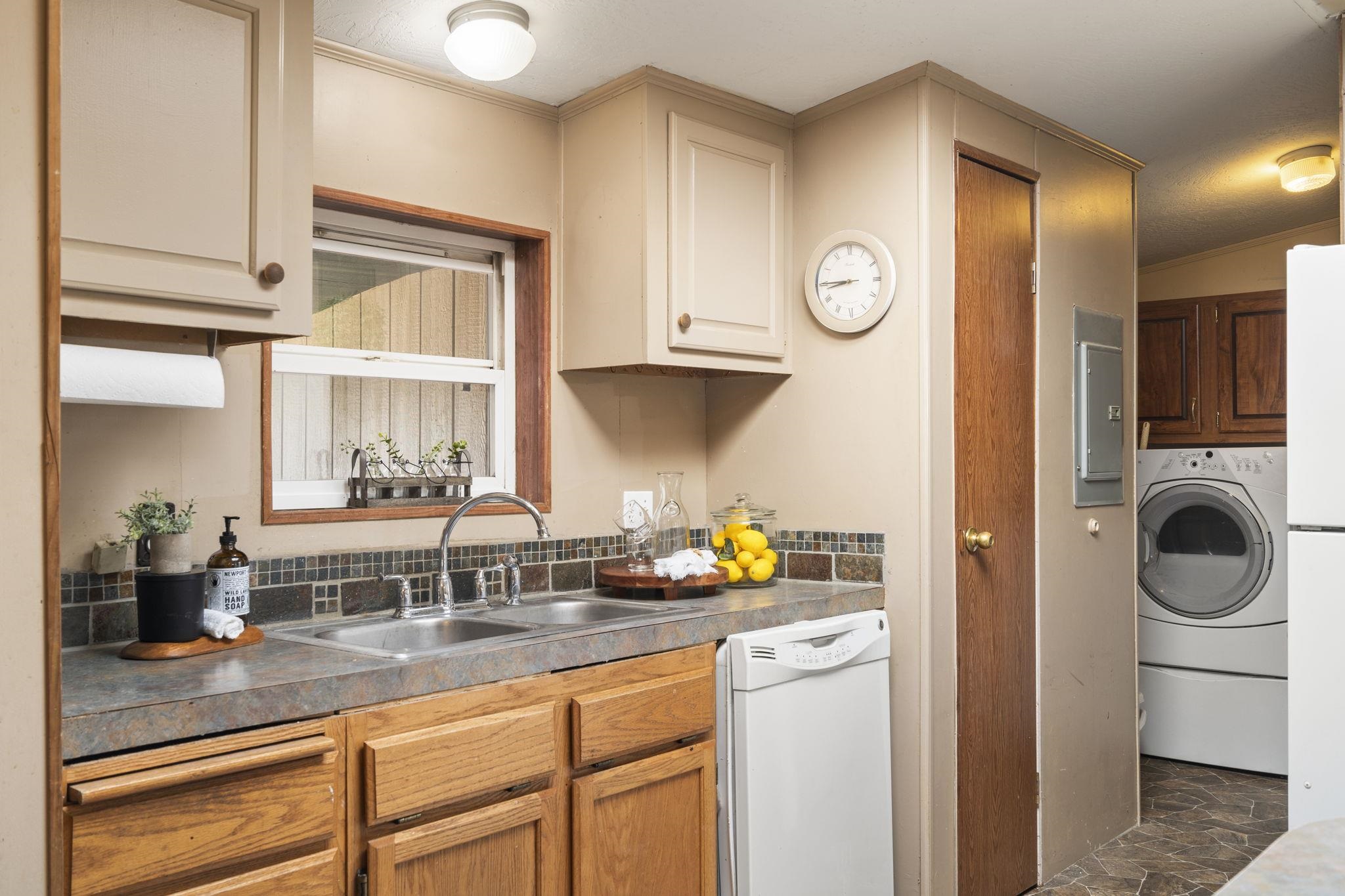 22311 West Jacobs Road Spokane, WA 99224 - Photo 13 of 33